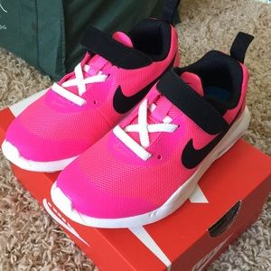 NIB Nike Air Max for girls
